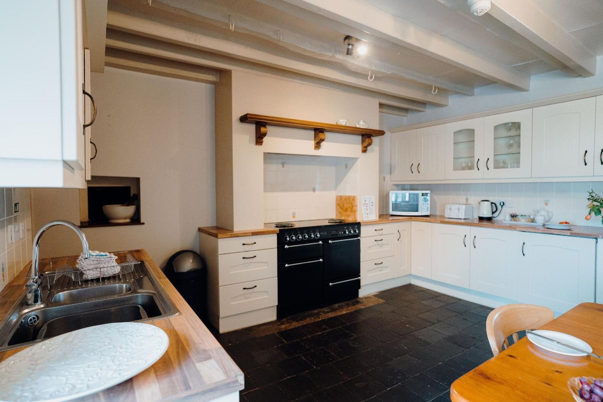 Celtic Haven Hotel Lydstep Екстериор снимка